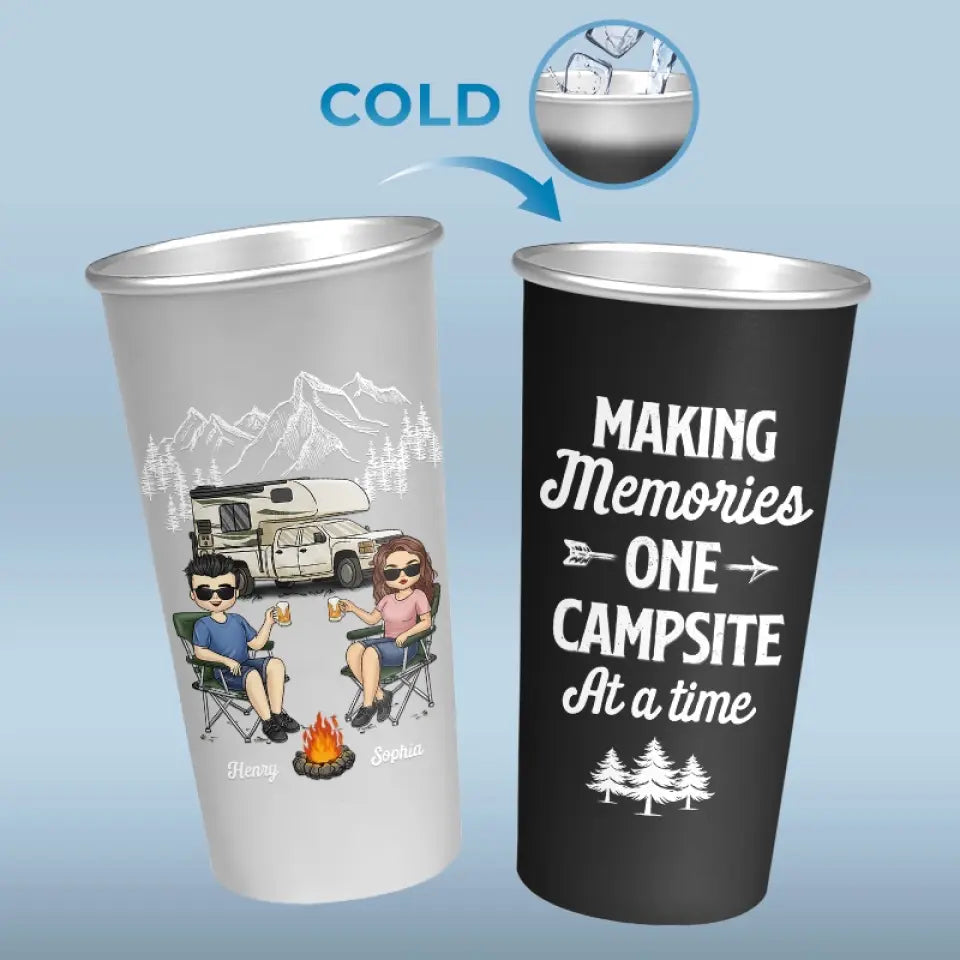 Créez des souvenirs à la fois - Tasse de camping personnalisée en aluminium changeant de couleur - Cadeau pour mari, femme et amoureux du camping