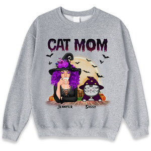Strong Independent Cat Mom - Cat Personalized Custom Unisex T-shirt, Hoodie, Sweatshirt - Halloween Gift For Pet Owners, Pet Lovers