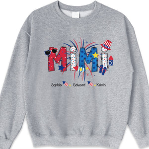 Great Mom Grandma Happy Holidays - Family Personalized Custom Unisex T-shirt, Hoodie, Sweatshirt - 4th Of July, Birthday Gift For Mom, Grandma